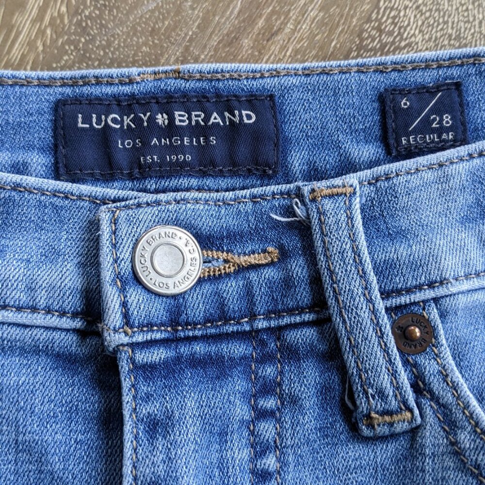 Lucky Brand High Rise Skinny Bridgette, Light Wash Distressed Jeans, Size 6/28 - Picture 2 of 9